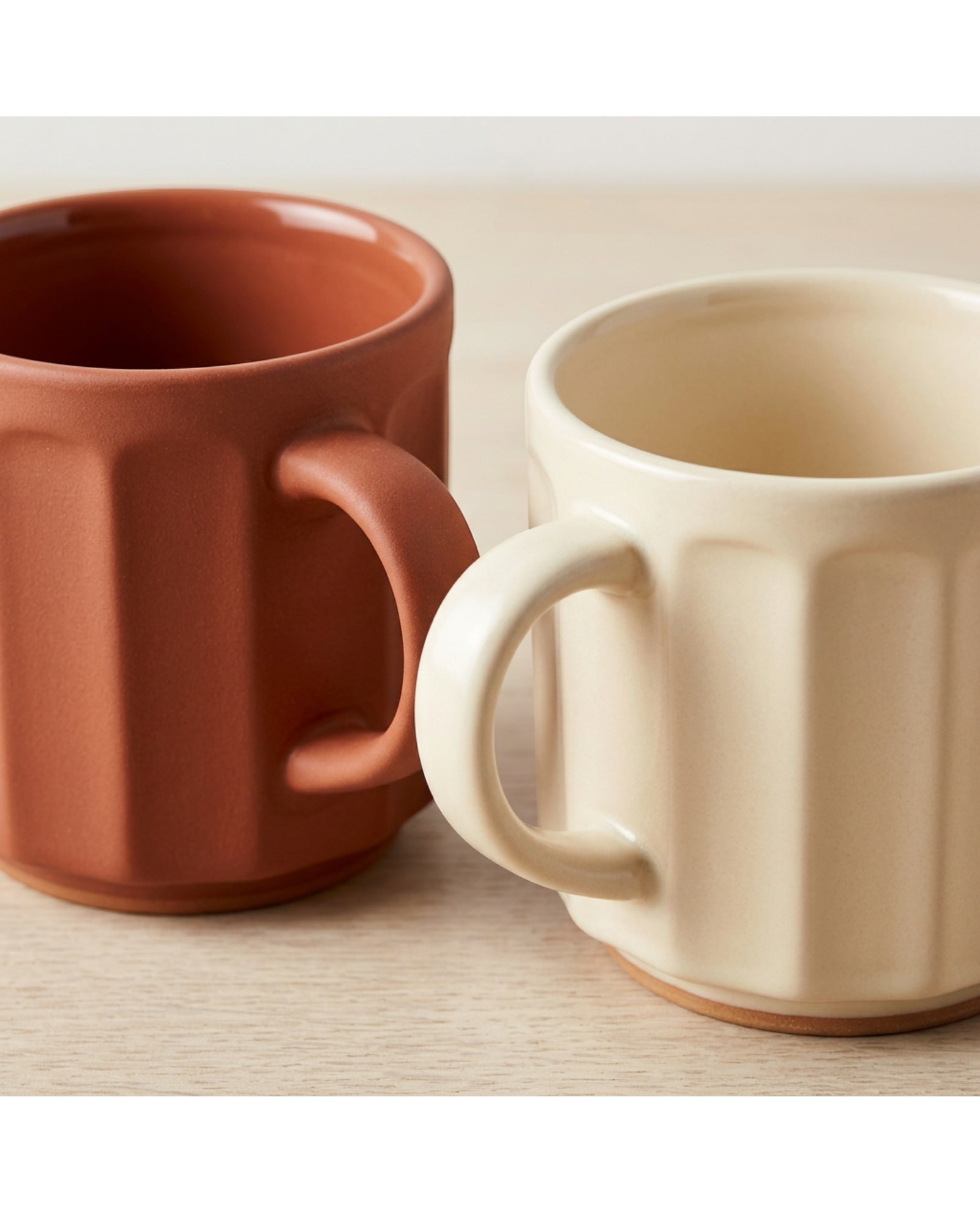 Zexan Fluted Ceramic Coffee Mug Set of 2 250 ml Clay and Cream - Detail view